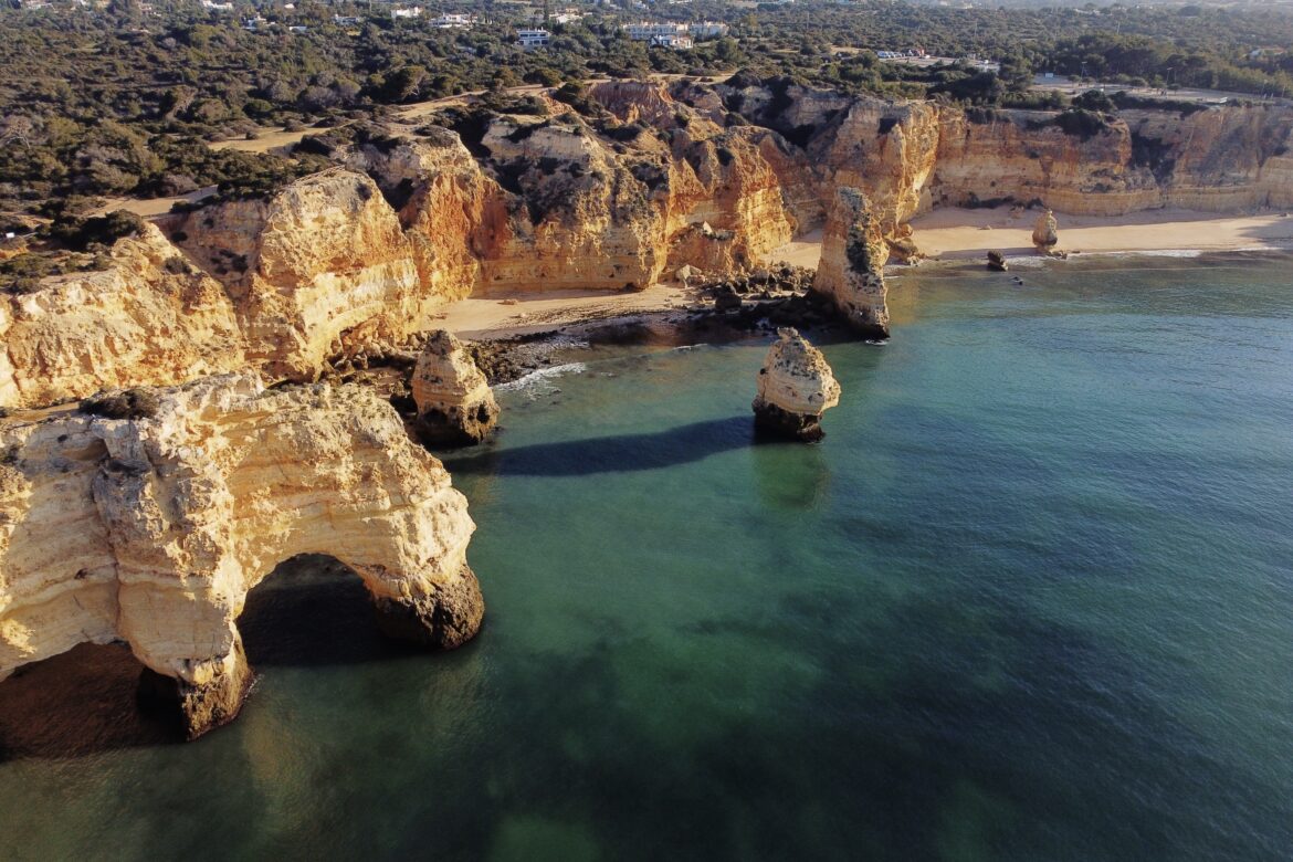 Praia da Marinha Portugalia Praia da Marinha Portugalia