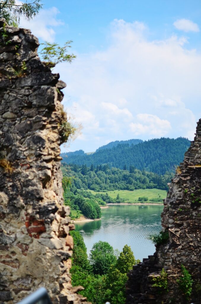 Jezioro Czorsztyńskie Pieniny