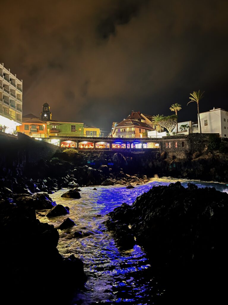 Puerto de la Cruz wieczorem