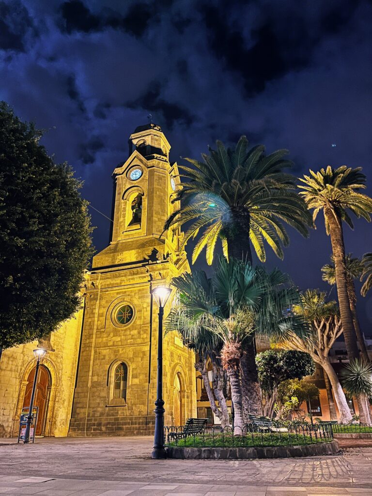 Puerto de la Cruz wieczorem